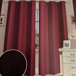 (2x) Burgundy Textured Grommet Curtains 40"x84"x2